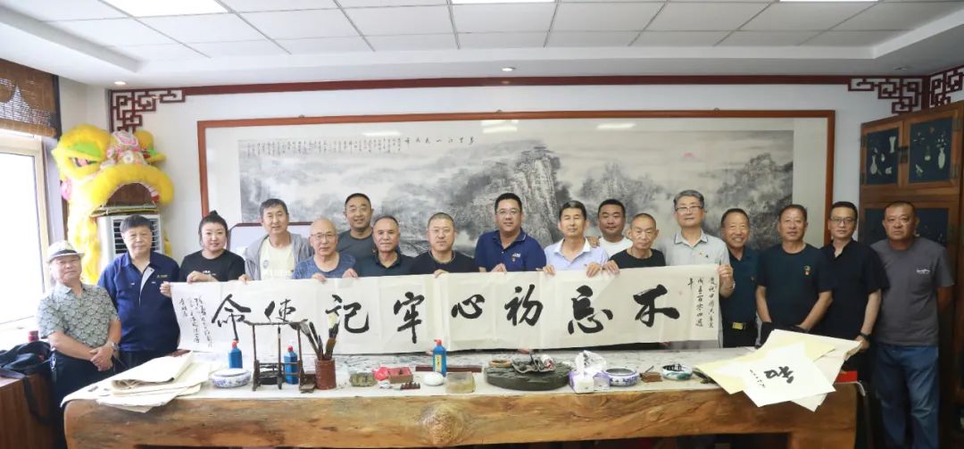 1751417286182338.jpg 舉辦慶祝中國共產黨成立104周年主題黨日活動2.jpg